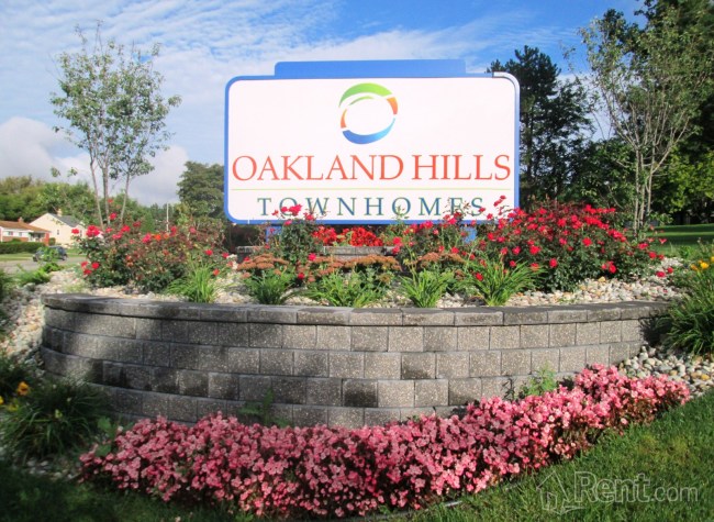 Oakland Hills Townhomes
