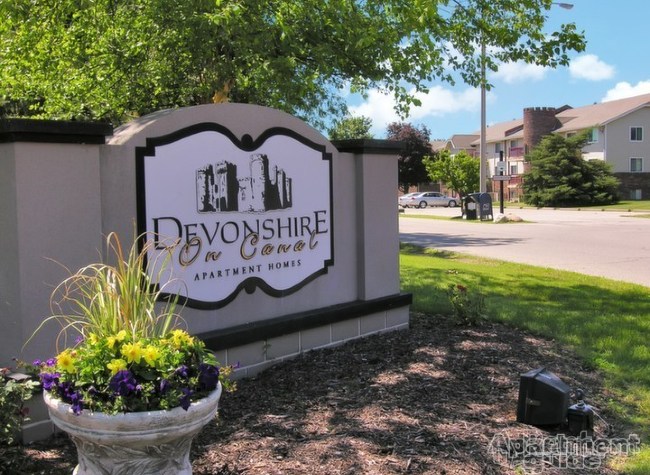 Devonshire on Canal Apartments